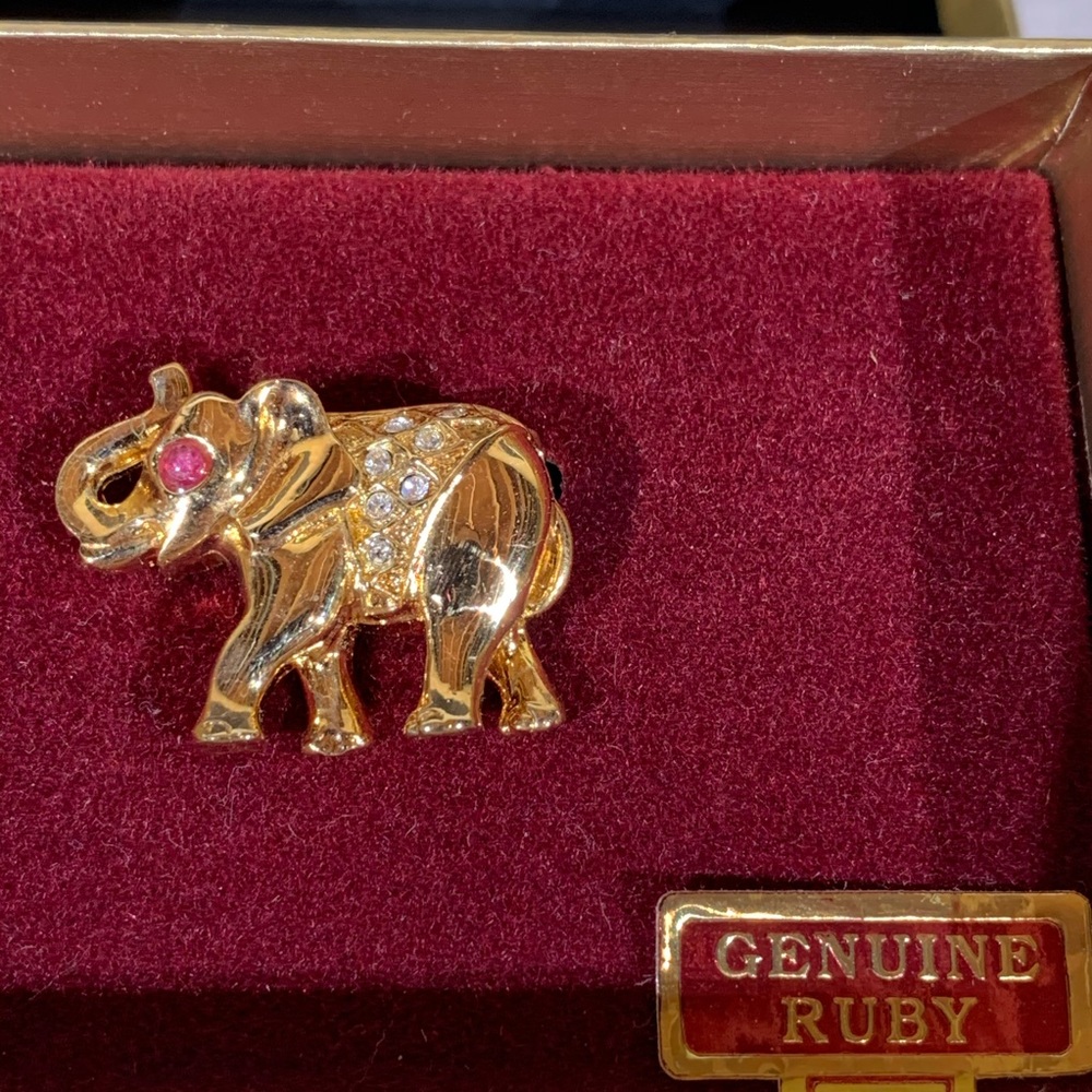Imperial Ct Gold-tone Elephant Ruby eye Brooch Pin